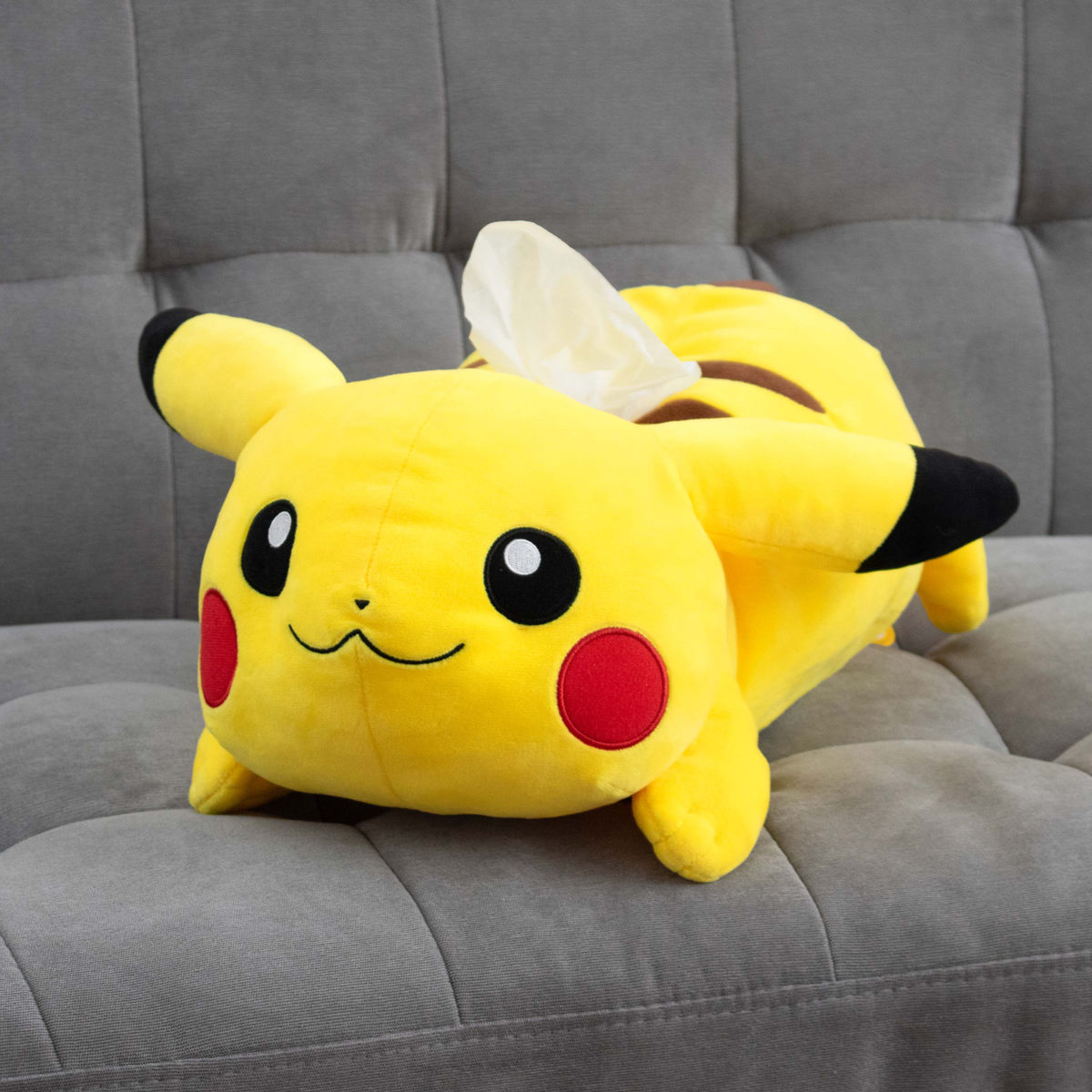 ティッシュケース ポケモン ピカチュウ 寝そべり （ ティッシュカバー 置き型 ティッシュ 収納 ケース ティッシュボックス ぬいぐるみ ポケットモンスター ）