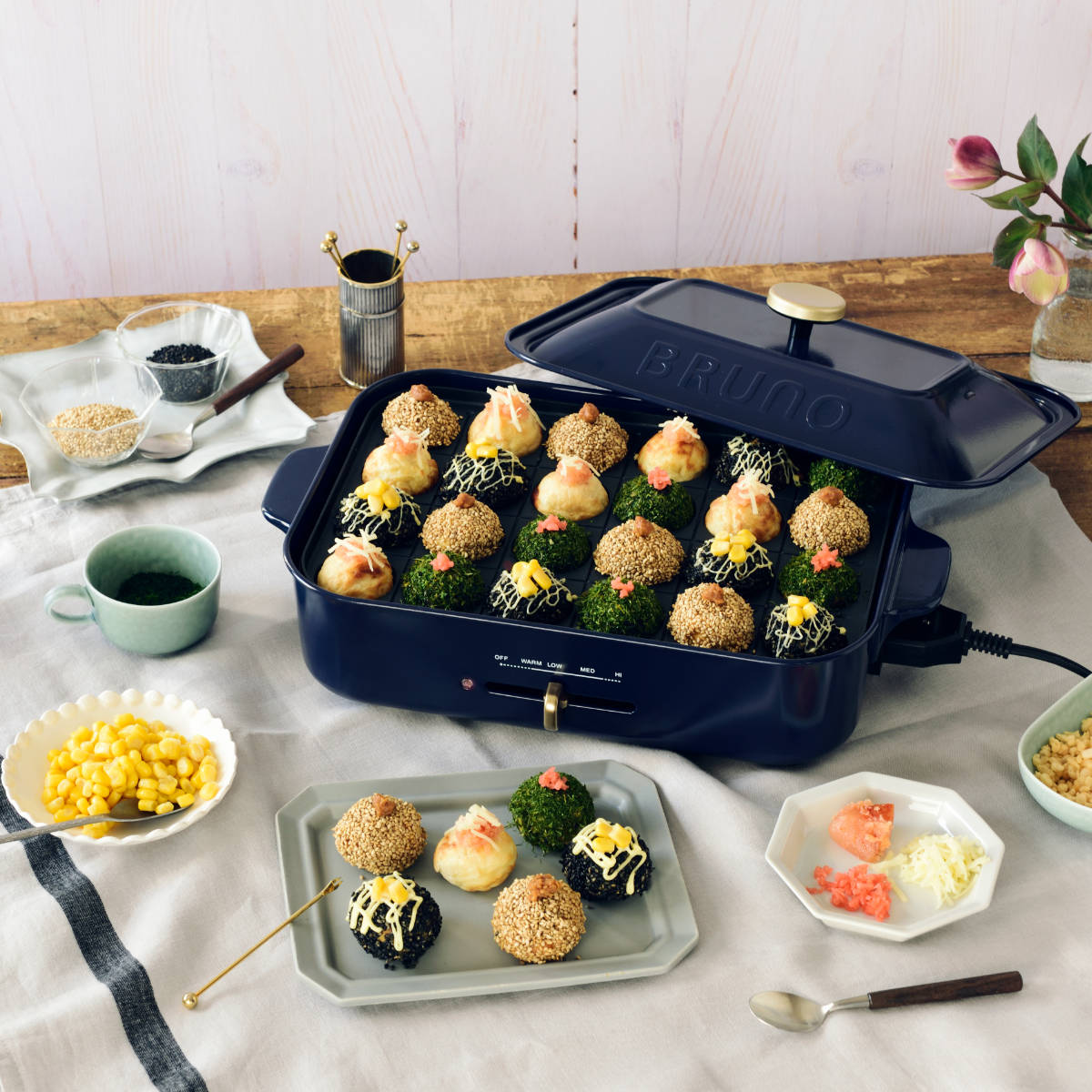 BRUNO（ブルーノ） コンパクトホットプレート たこ焼きプレート付き 蓋