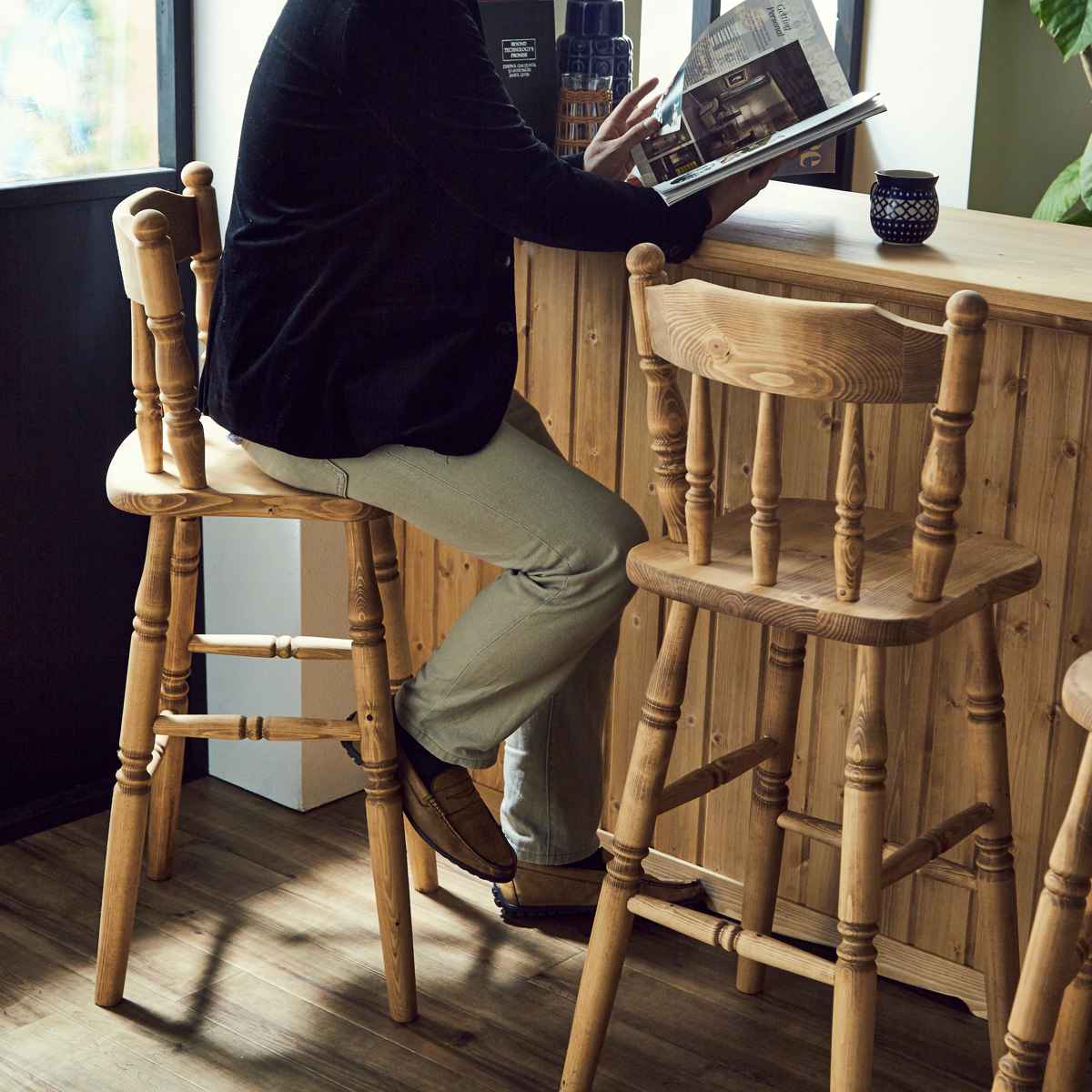 カウンターチェア 背もたれ付き 木製 座面高65cm カントリー調
