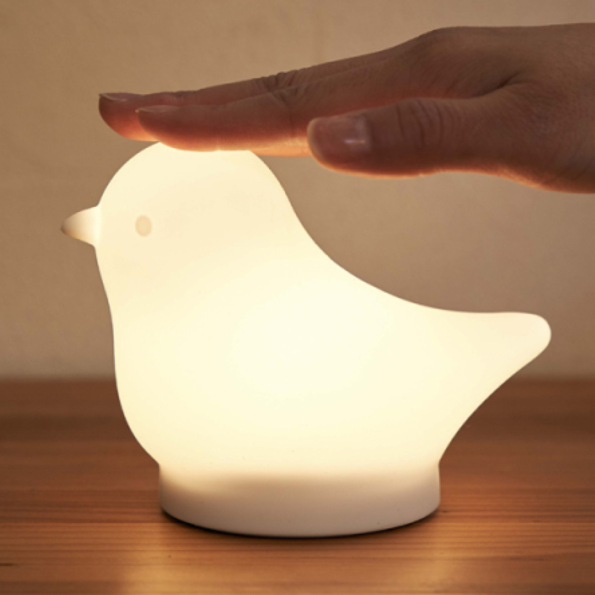 ナイトライト LED授乳ランプ エジソンママ 常夜灯 授乳 子育て （ USB充電式 コードレス 明るさ調整可能 4段階調光 ランプ ライト ）