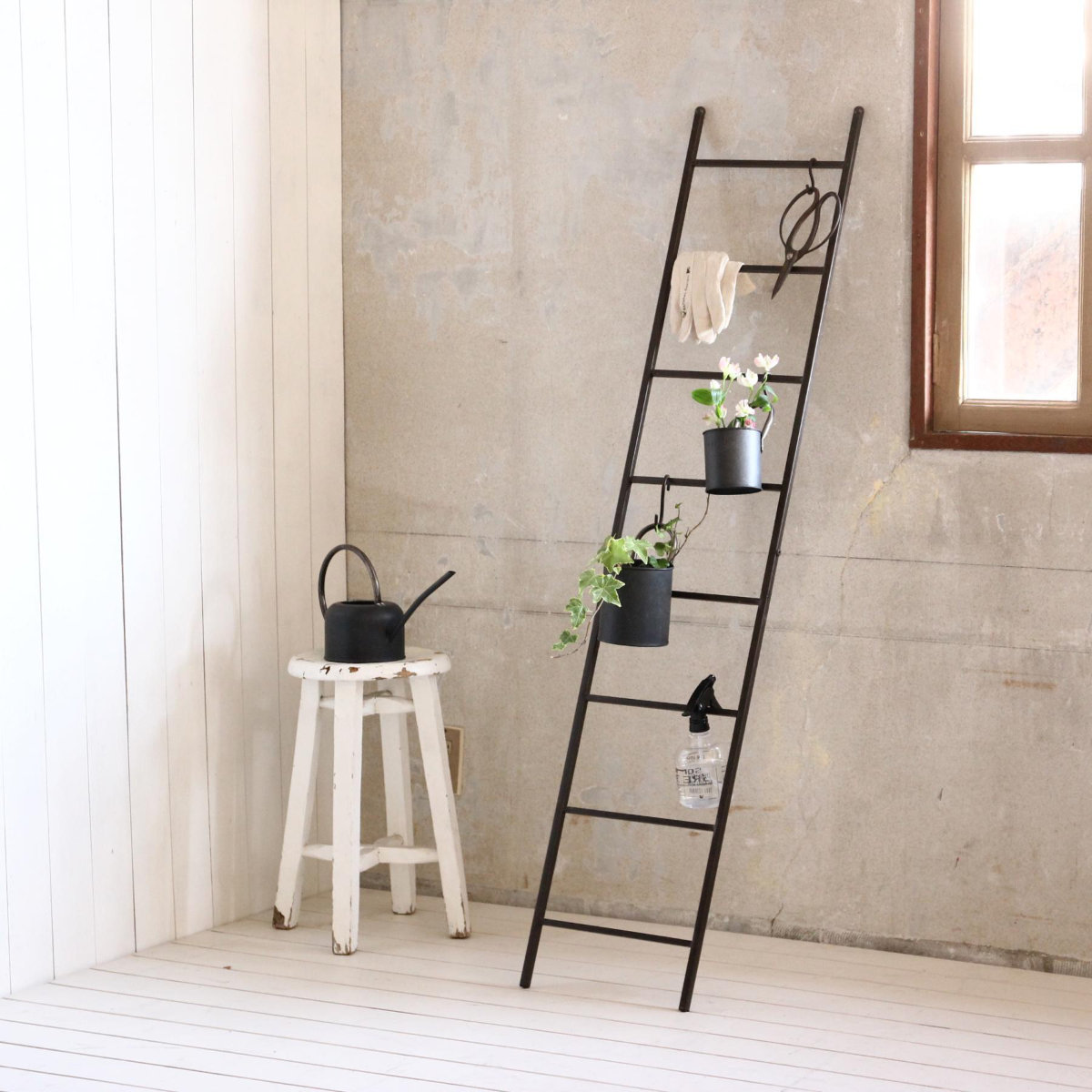 ジョセフアイアン ラダーシェルフ スリム 組立式 （ ラダーラック