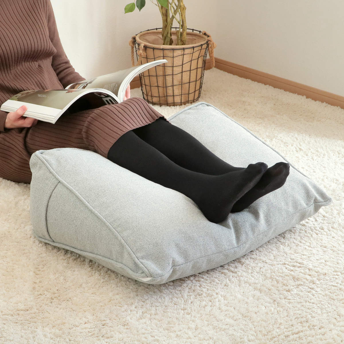 特典付き 背もたれクッション 幅60cm 4WAY 三角 カバー付き 洗える 足