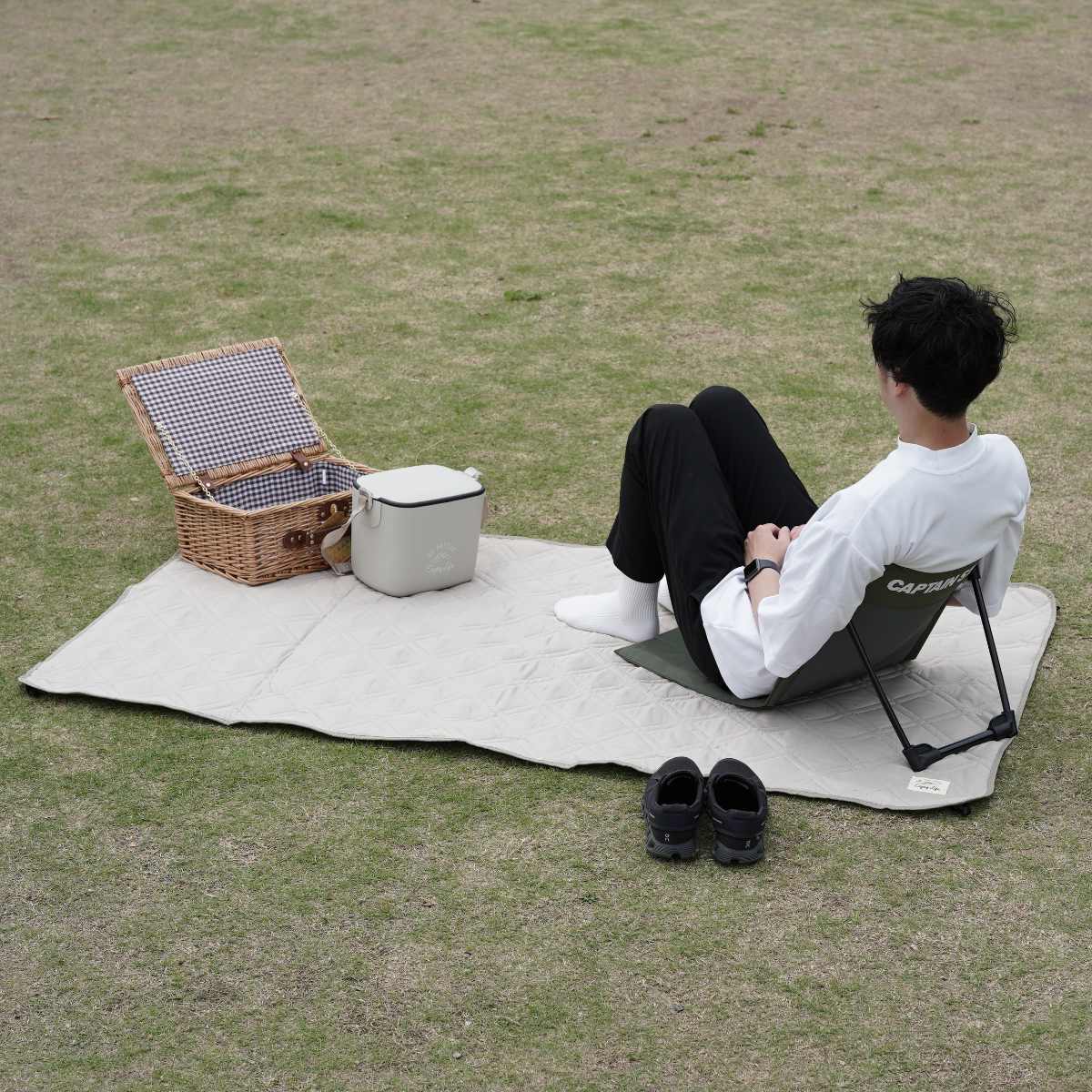 レジャーシート 100×180cm モンテ 撥水キルティングレジャーシート キャプテンスタッグ （ CAPTAIN STAG レジャーマット ピクニックシート 撥水加工 断熱 ）