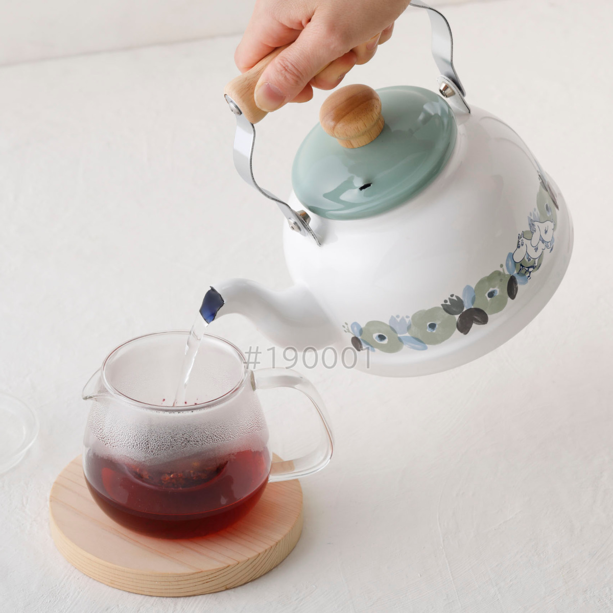 【超希少♪】マニーローズ✨ケトル　やかん Honey Ware ケトル 1.6L IH対応 ムーミンフラワーガーデン 富士