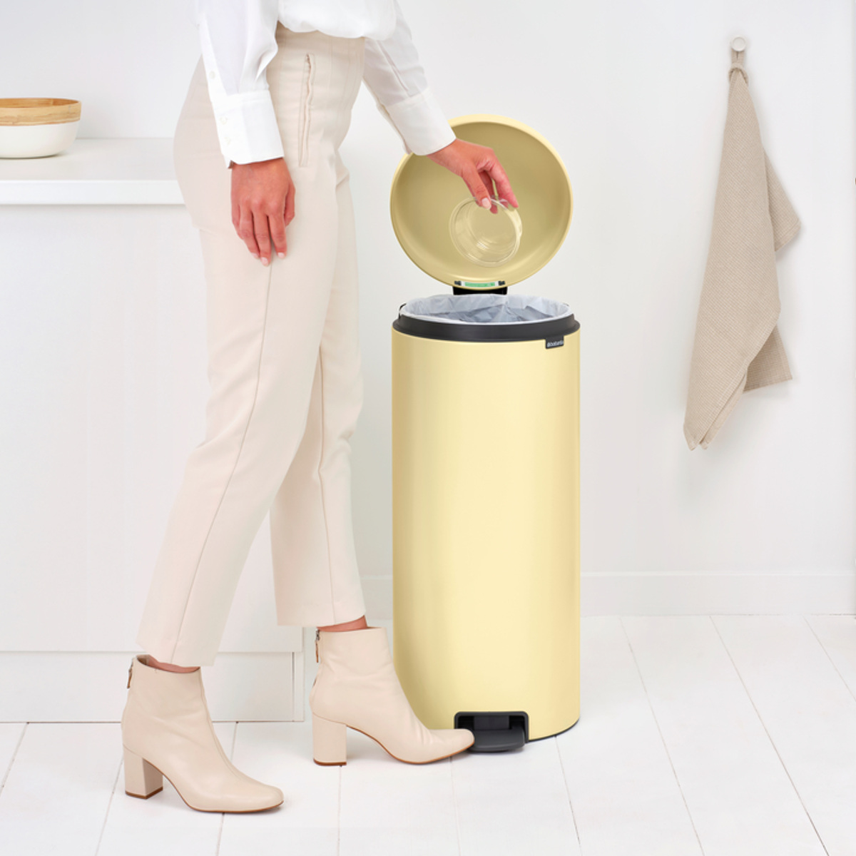 brabantia（ブラバンシア） ゴミ箱 30L ペダル式 ペダルビン （ ごみ箱