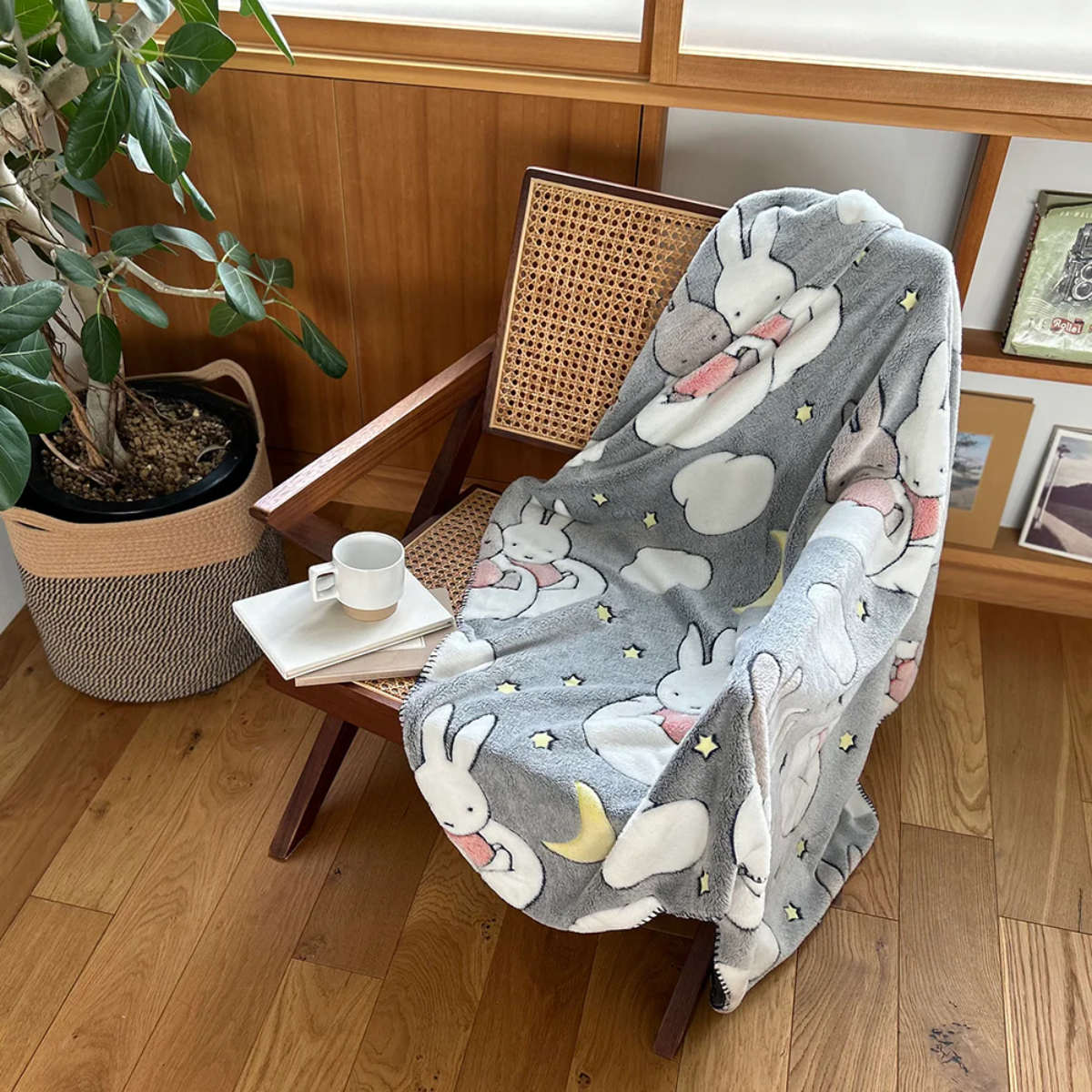 ブランケット 120×160cm ミッフィー 蓄光プリント （ 蓄光 miffy 毛布 光る ） | HEMING'S | 09