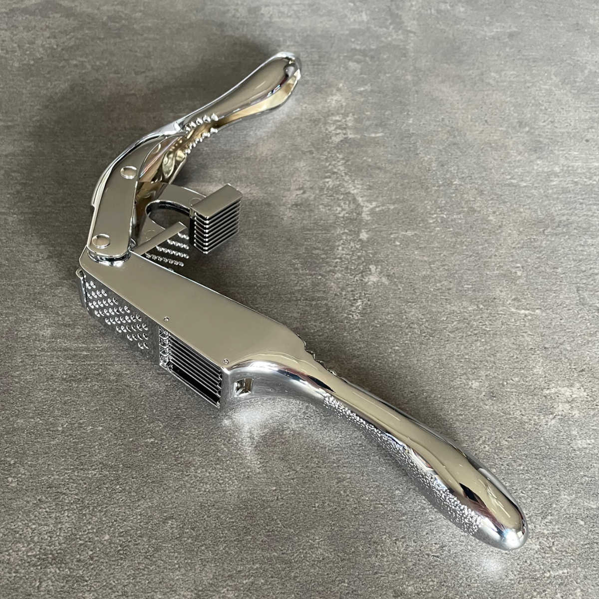 ニンニク生姜プレス＆スライサー Felio アルミ製 （ フェリオ にんにく