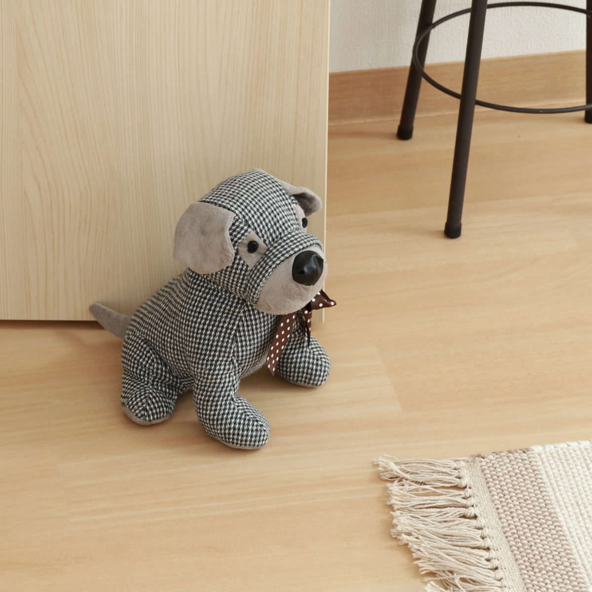 犬 ブルドッグ パグ 大きい ぬいぐるみ インテリア 置き物 ドアストッパー？ 不二貿易（Fuji Boeki） ドアストッパー アニマルドアストッパー 約1kg