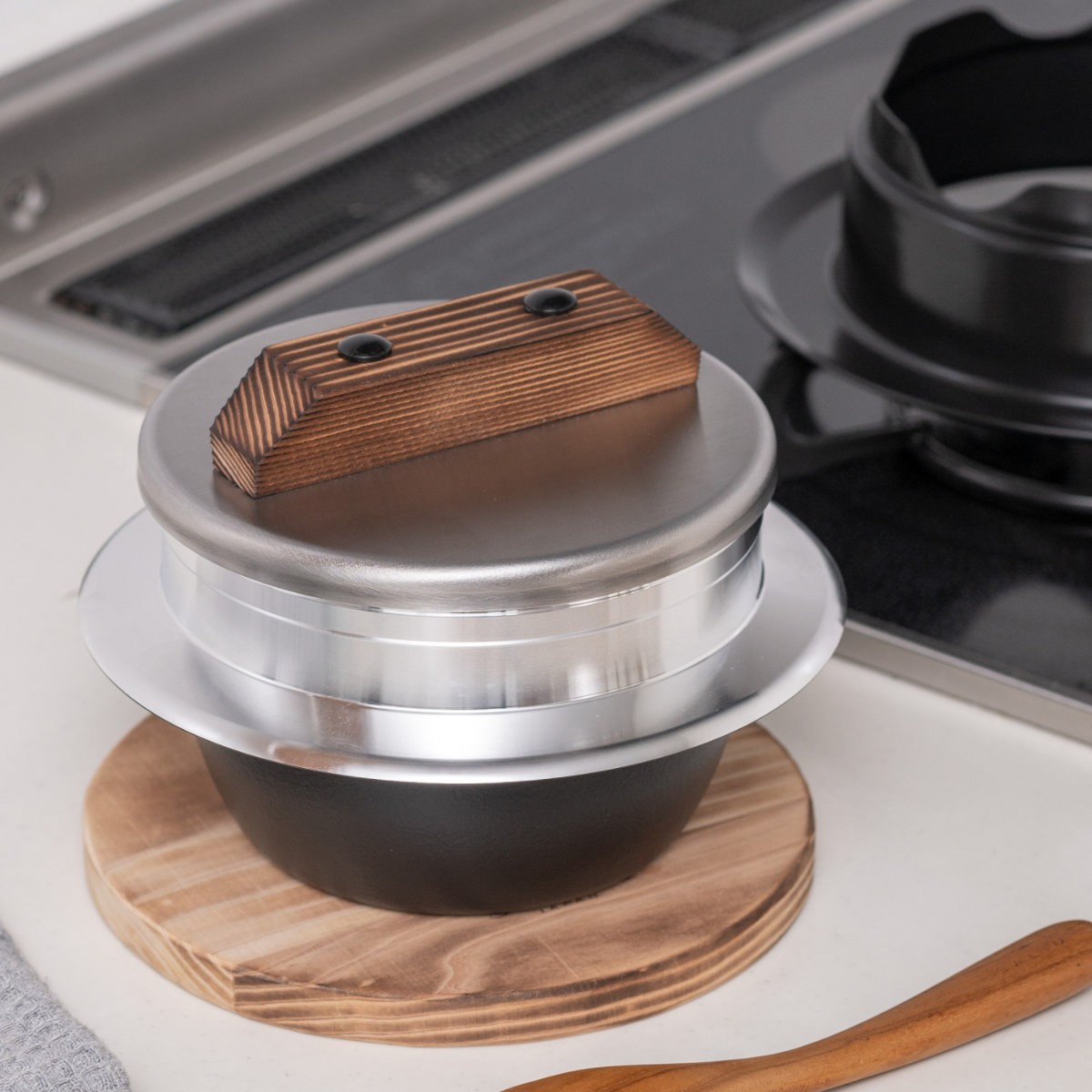 ウルシヤマ金属 謹製 釜炊き三昧 2合炊き [シルバー] (鍋) 価格比較