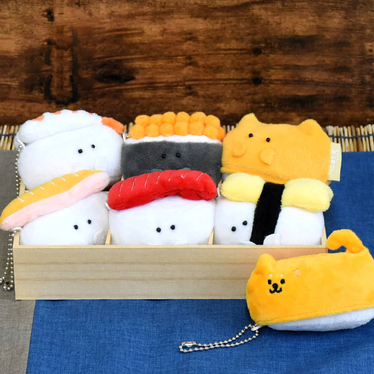 マスコット ぎゅっとおすしさん ミニマスコット 寿司 ぬいぐるみ （ キーホルダー ストラップ バッグチャーム すし 食べ物 にぎにぎ 癒し ハンドメイド ）