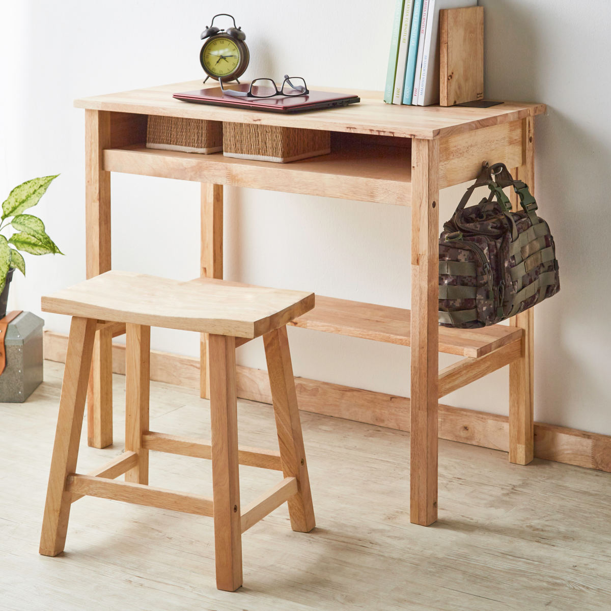ヴィンテージ ミニチュア 学習デスク&チェア 木製 収納付き vintage 40114 Teacher's desk and chair 教師の机と椅子 | 西洋アンティーク