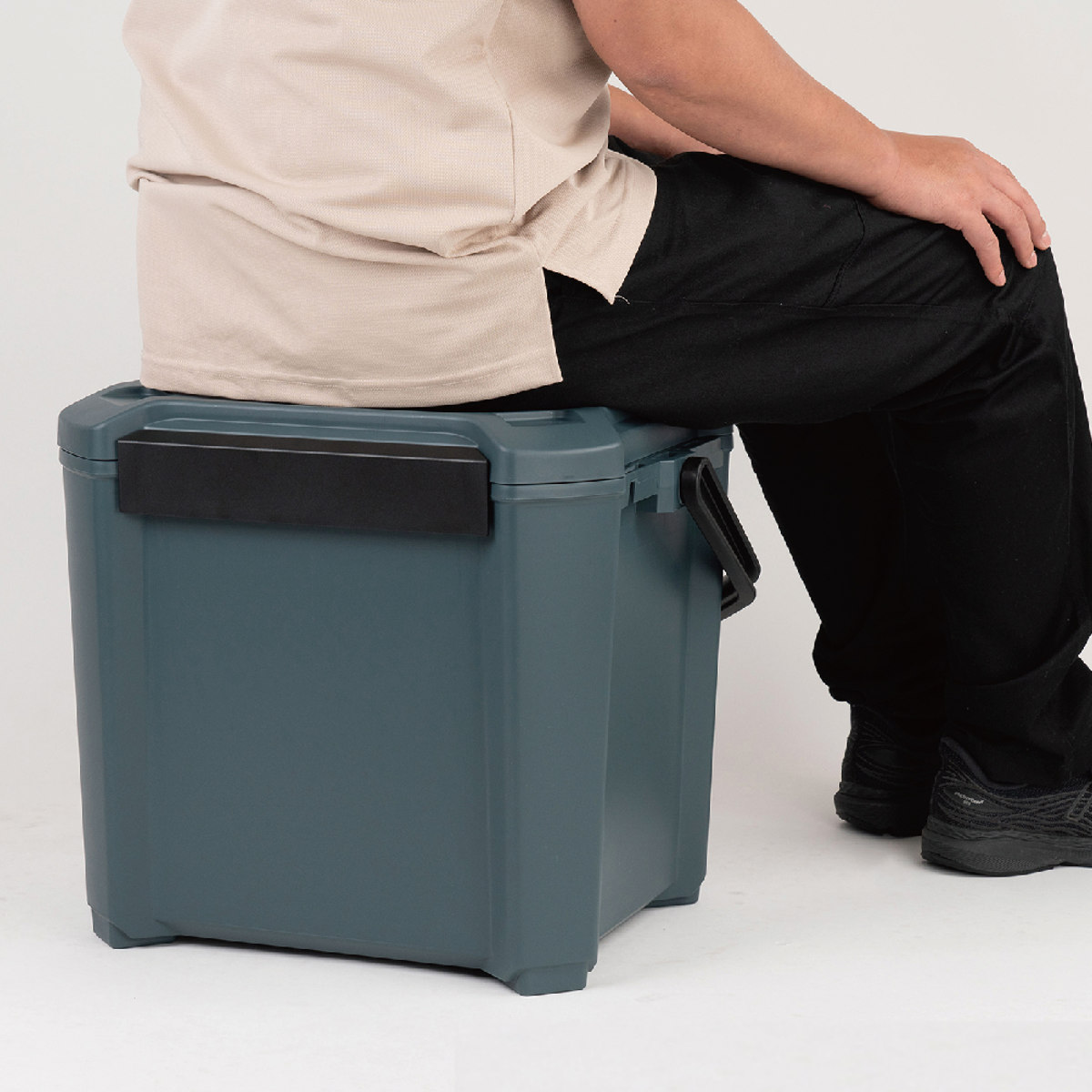 �N�[���[�{�b�N�X 34L COREFLUX ����� �ω׏d100kg �i �ۗ� �N�[���[BOX �ۗ�{�b�N�X �N�[���[�o�b�O �①�{�b�N�X 34���b�g�� �j