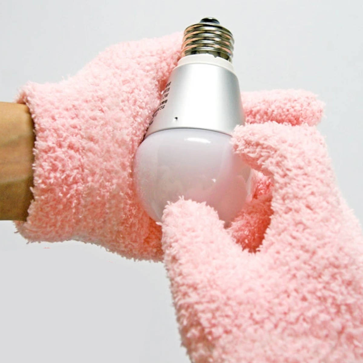 おそうじ手袋 マイクロファイバー 洗剤いらず （ 掃除用 手袋 洗える 繰り返し使える そうじ手袋 マイクロファイバー手袋 便利 簡単 掃除 ）