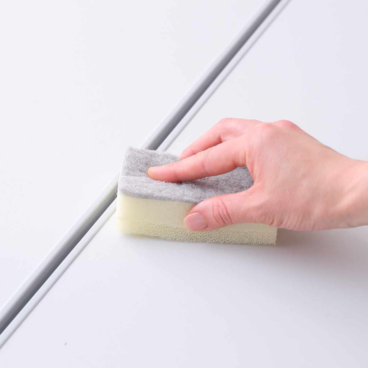 風呂ふた 組み合わせ かるふた 70×120cm U12 軽い （ 風呂蓋 風呂フタ 実寸68×118cm 2枚組 風呂 ふた 軽量 防カビ 保温 日本製 ）の画像