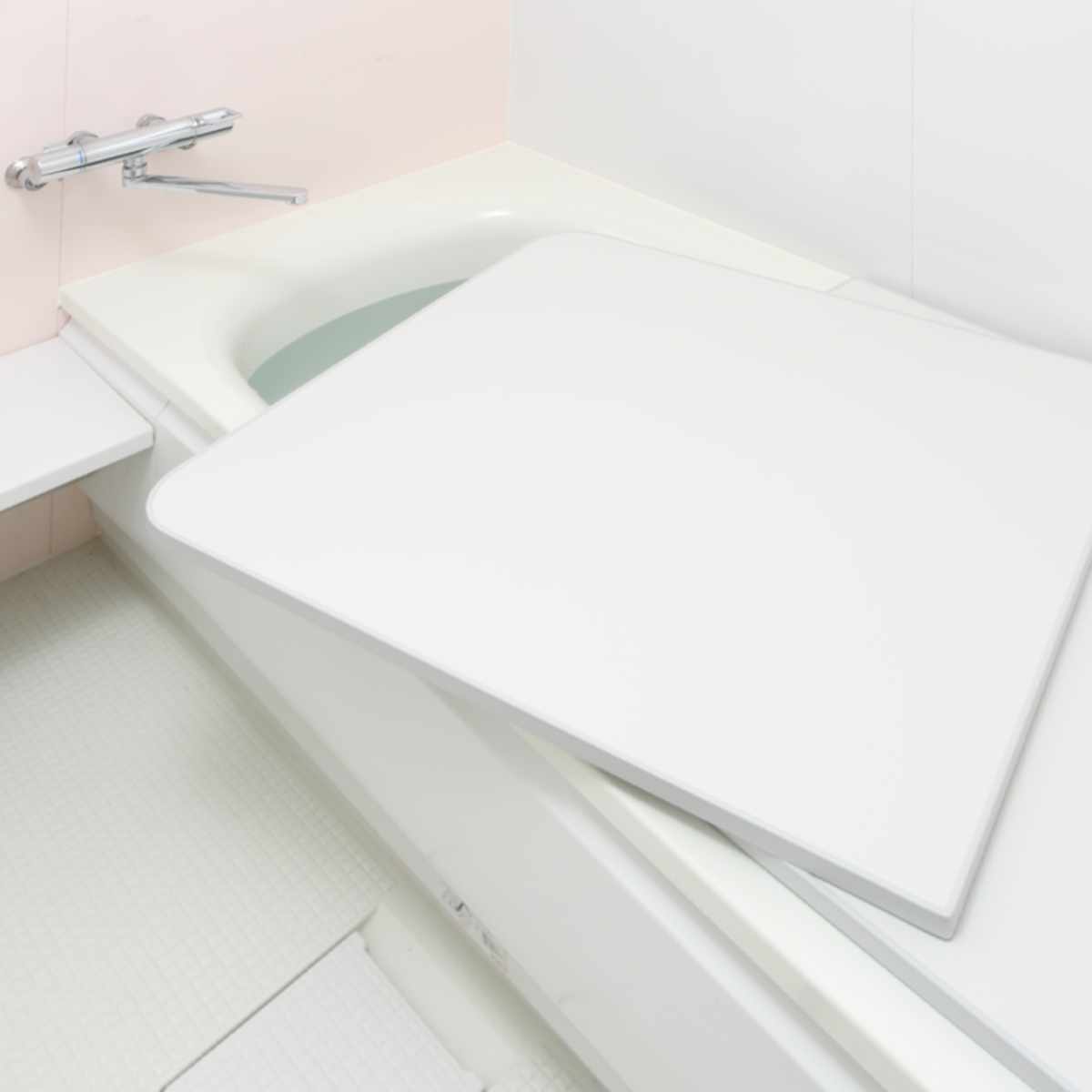 風呂ふた 組み合わせ かるふた 75×110cm L11 軽い （ 風呂蓋 風呂フタ 実寸73×108cm 2枚組 風呂 ふた 軽量 防カビ 保温 日本製 ）の画像