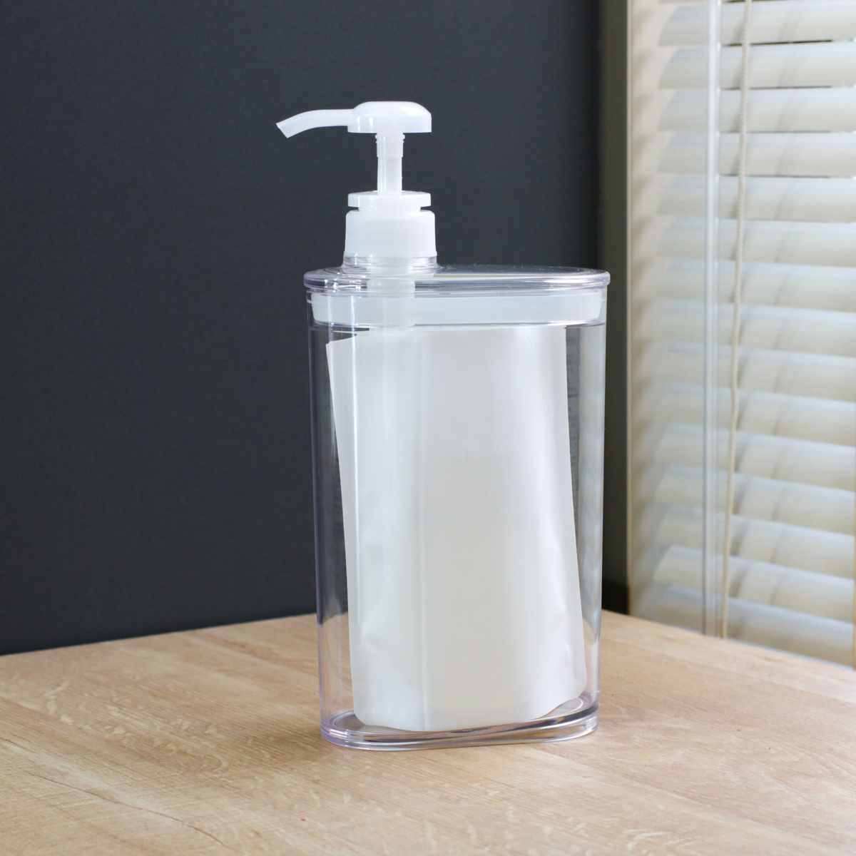 LEC（レック） 詰替用スリムディスペンサー 850ml クリア