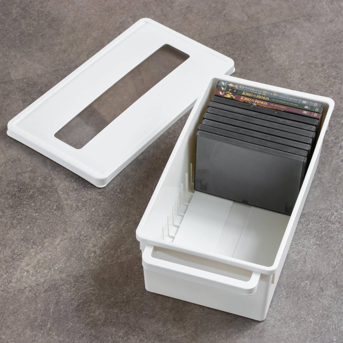 ���[�P�[�X ���f�B�A�R���e�i DVD�p 18�Z�b�g �z���C�g ��44.9×���s23.3×����15.7cm �i DVD���[�P�[�X ���[�{�b�N�X ���f�B�A���[ �{�b�N�X �P�[�X �j