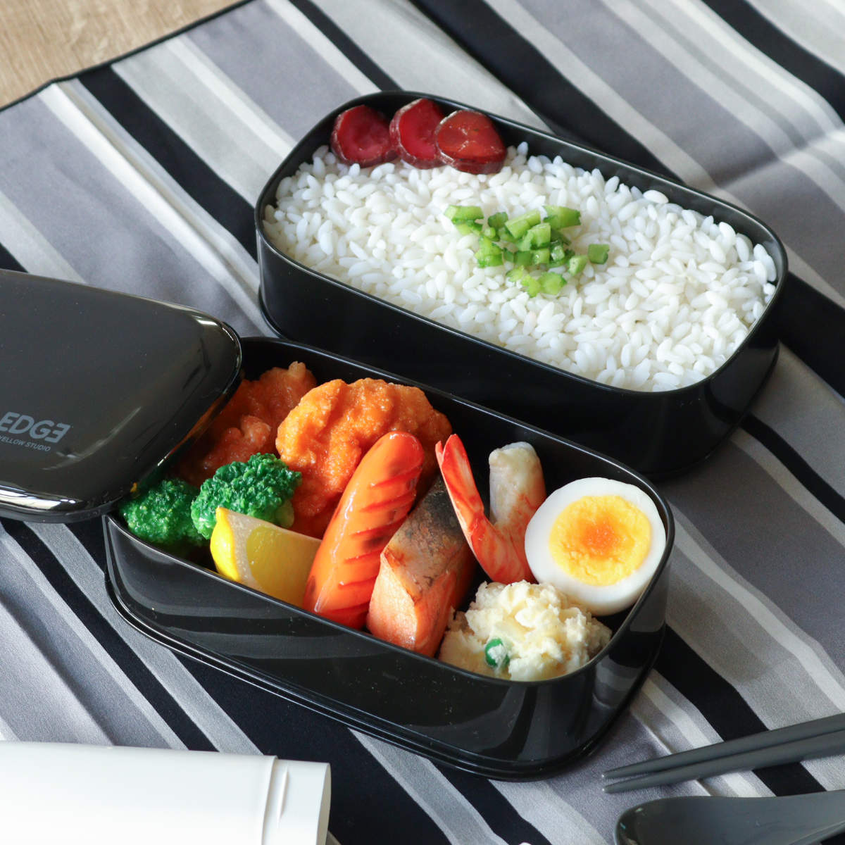 イエロースタジオ 弁当箱 800ml 25EDGE オーバル2段ランチ （ お弁当箱