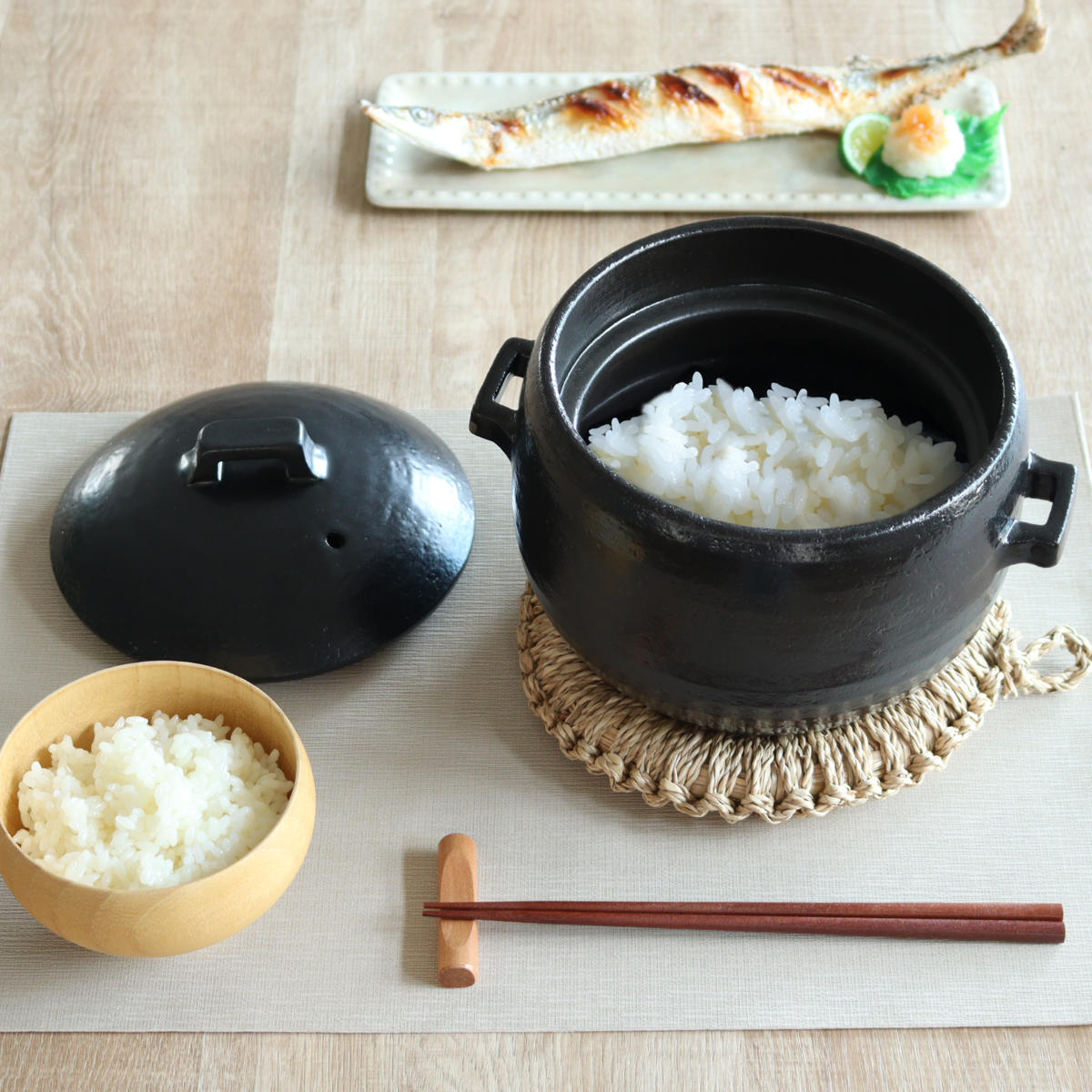 炊飯土鍋 2合炊 直火専用 中蓋付き OKATTE ごはん土鍋 日本製