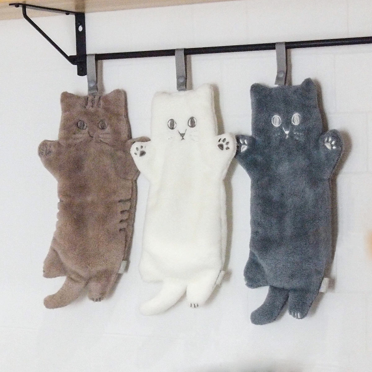 ハンドタオル にゃふにゃふ ループ付きタオル （ タオル ループ付き