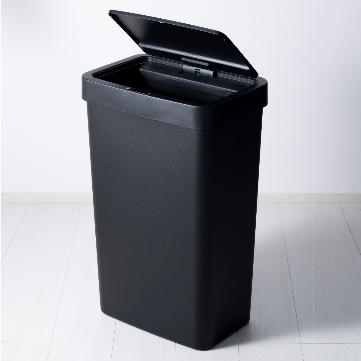 EKO（イーケーオー） ゴミ箱 50L ハナセンサービン センサー式