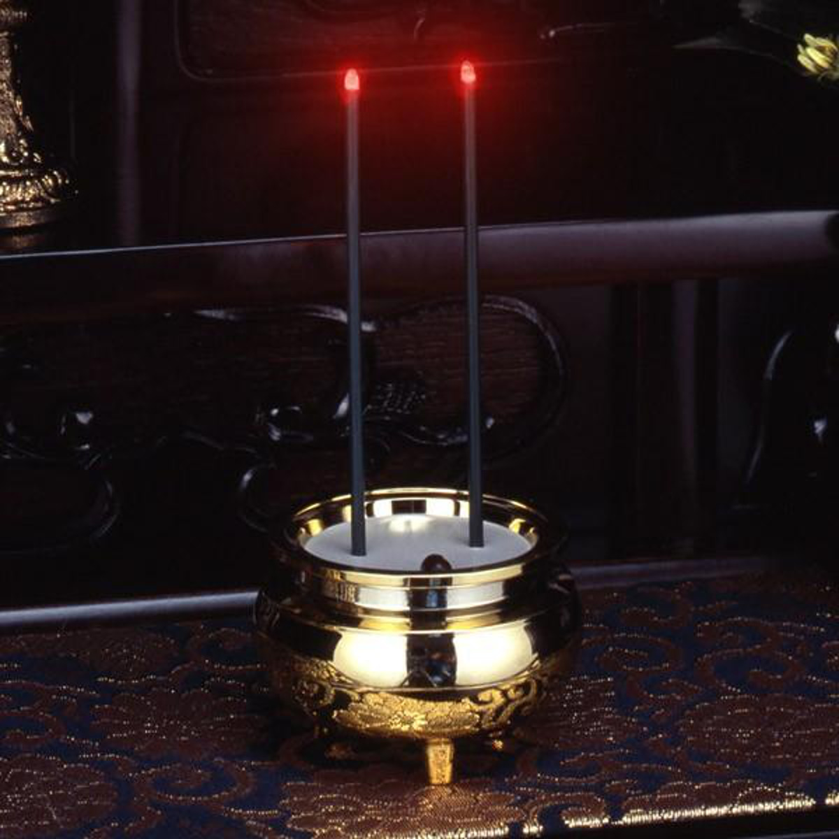 仏具 安心のお線香（中） ゴールド （ 線香 お線香 LED 電池式 コードレス 仏壇 安心 安全 簡単 電子線香 LED線香 ）
