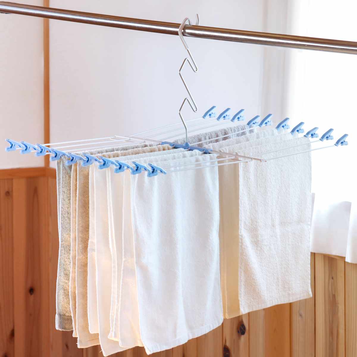 洗濯ハンガー タオルハンガー H＆L ハイアンドロー 高さ3段階調節 20枚掛け （ タオル ハンガー タオル干し 高さ調節 3段階 20ピンチ クリップ付き ）
