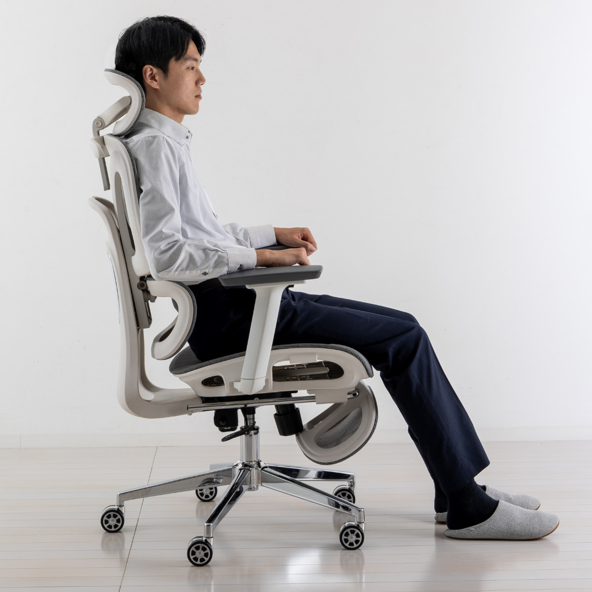 オフィスチェア 座面高47〜54cm フットレスト付き メッシュ ハイバックチェア （ デスクチェア リクライニング 無段階 フットレスト 高さ調整 3Dアームレスト ）_7