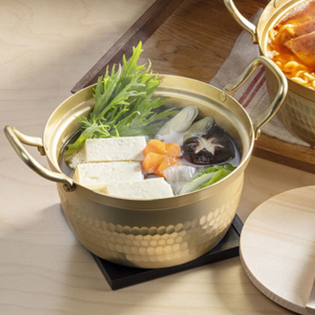 谷口金属工業 両手鍋 14.5cm 和の職人 アルミ段付鍋 木蓋付 （ ガス火