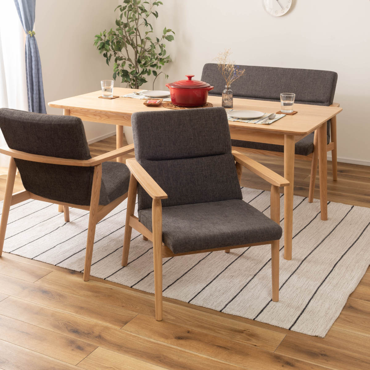 東谷 ダイニングチェア 肘付き 座面高41cm 木製フレーム リズシリーズ