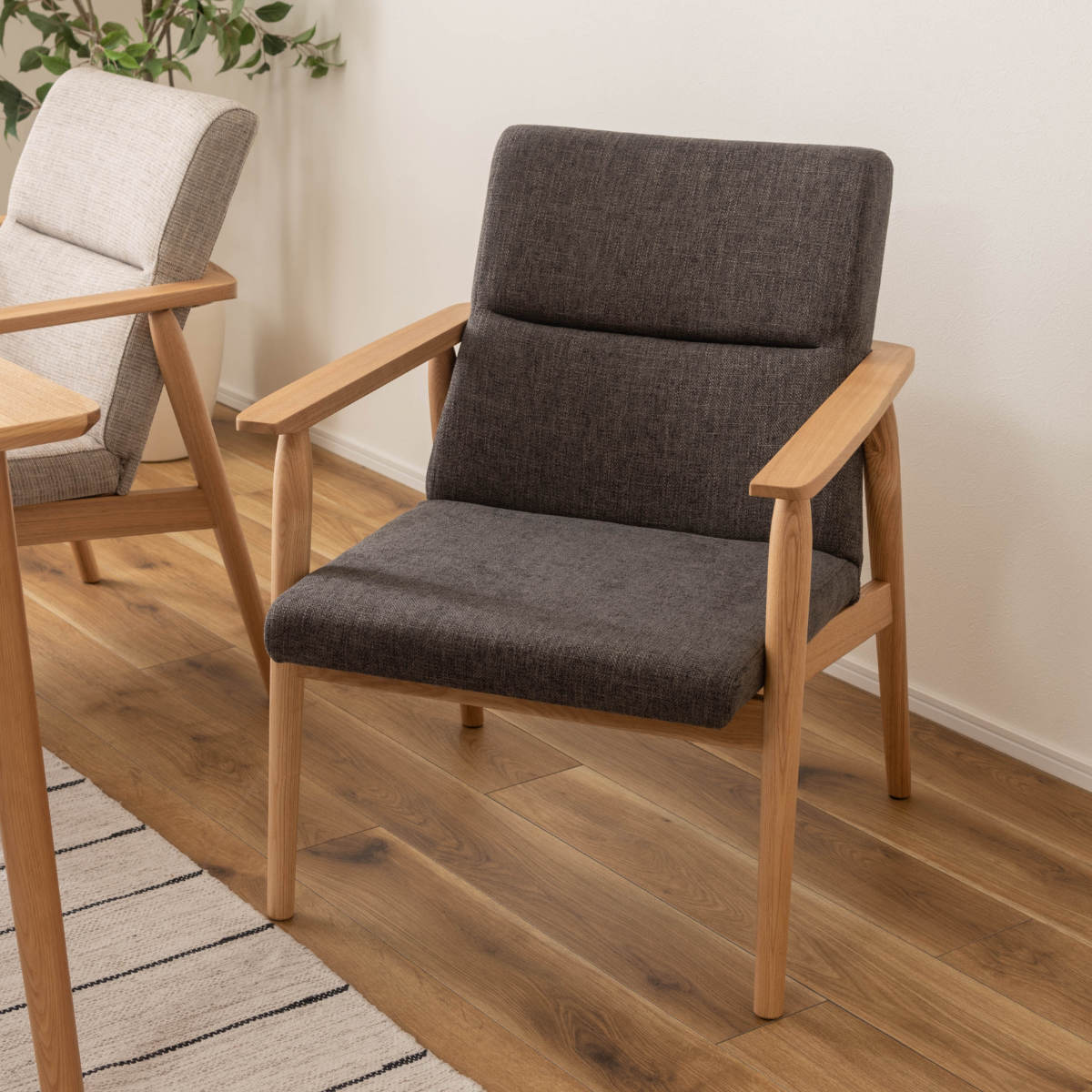 東谷 ダイニングチェア 肘付き 座面高41cm 木製フレーム リズシリーズ