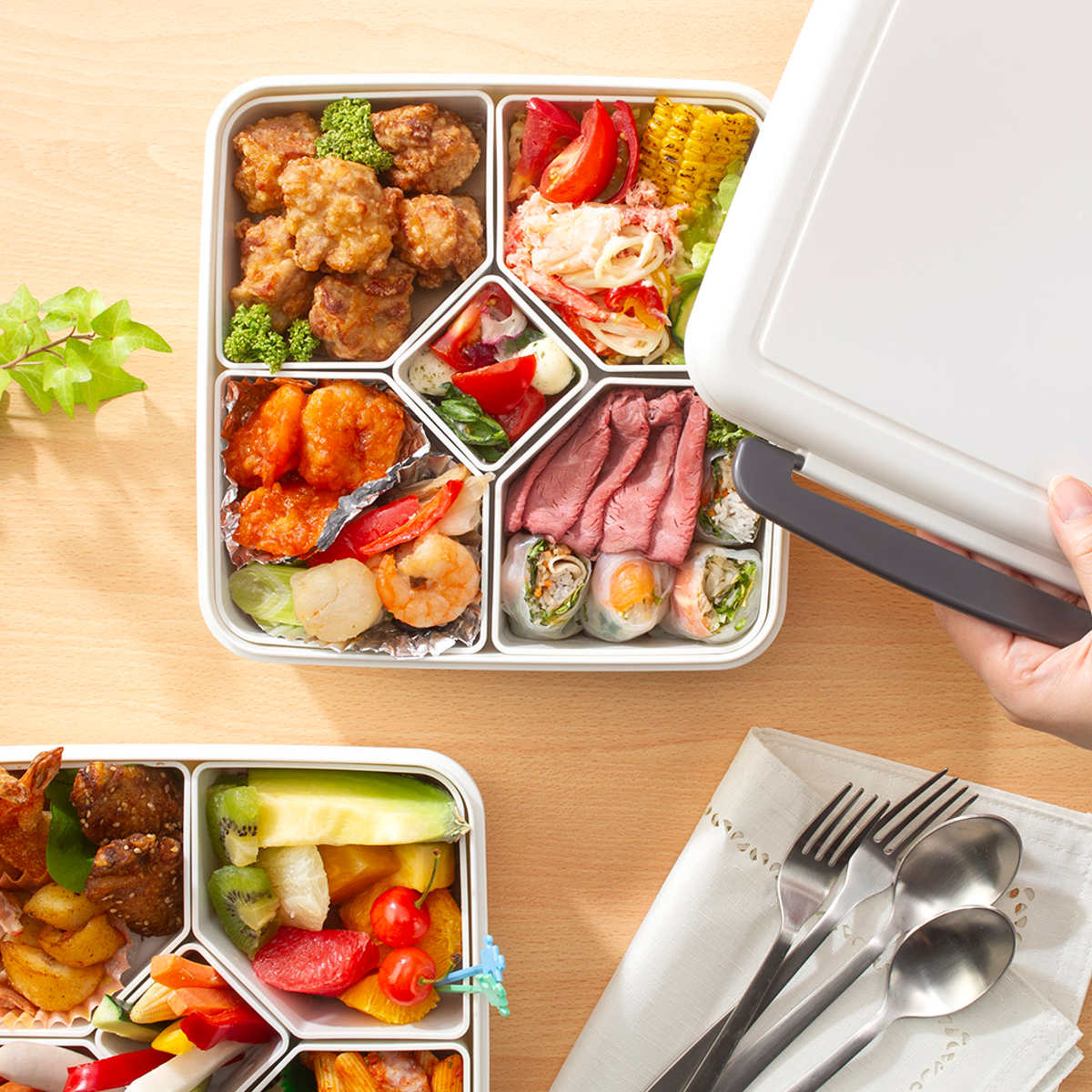 イノマタ化学 弁当箱 1.7L 3個セット ロック式ランチBOX 中子付き
