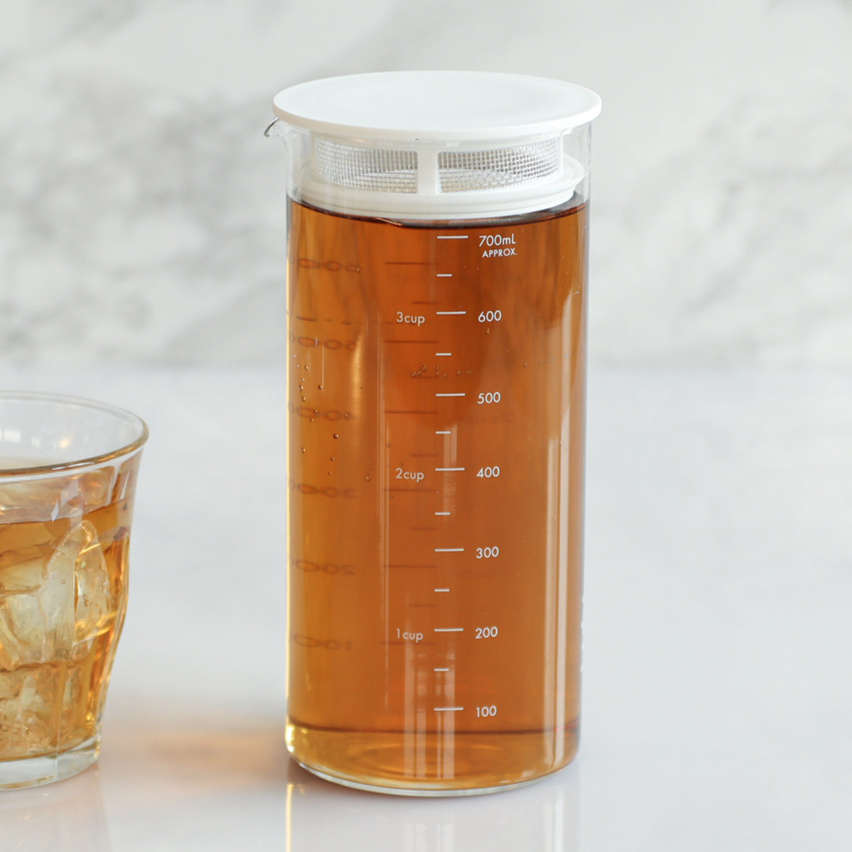 HARIO �n���I SLOWRA �ϔM�K���X �t���[�c�s�b�`���[ 700ml �i �K���X ���� �d�q�����W�Ή� �H��@�Ή� �M��OK ���{�� �ۑ��e�� �ۑ��r �j
