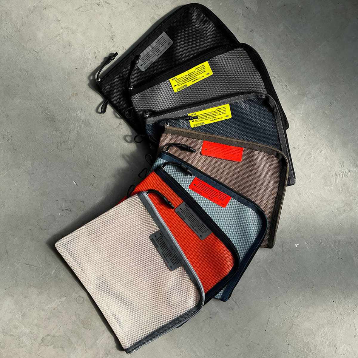 ミニポーチ PVC MESH FLAT CASE （ A5サイズ L字ファスナー ポーチ おしゃれ フラットポーチ マルチポーチ 持ち運び ）