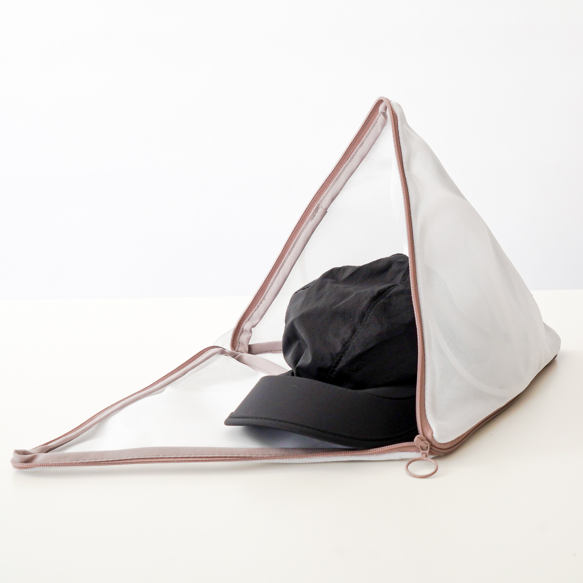 洗濯ネット ピラミッド型 デリケート衣類用 ピラネット （ ランドリーネット ランジェリーネット 洗濯 ネット 洗濯物 デリケート衣類 三角 つぶれにくい ）