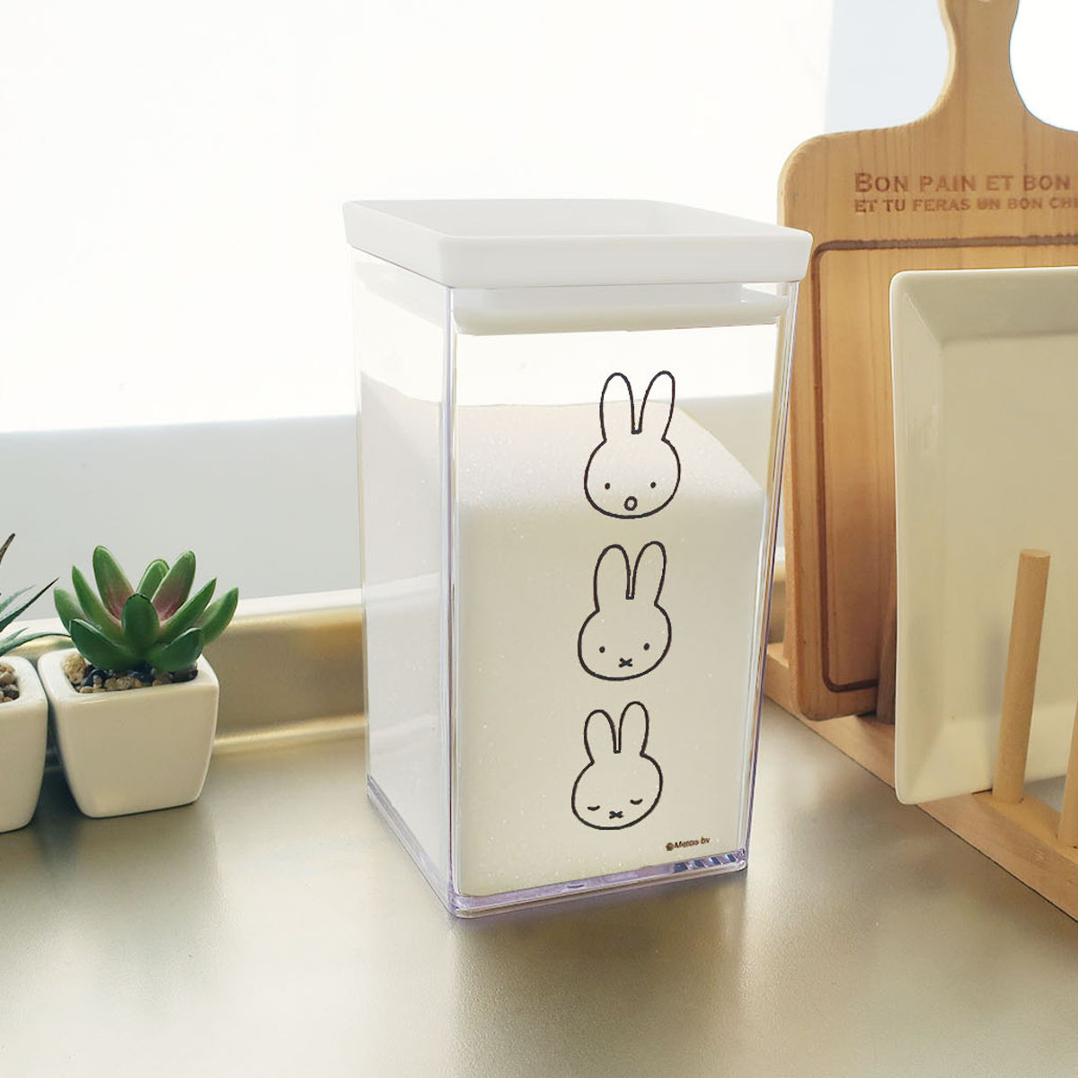 オカトー 保存容器 miffy パッキン付き キャニスター M （ ミッフィー