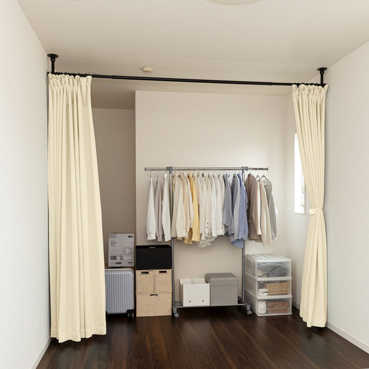 パーテーション　カーテンポール Amazon｜三栄コーポレーション 突っ張りカーテンポール 高さ230～295cm