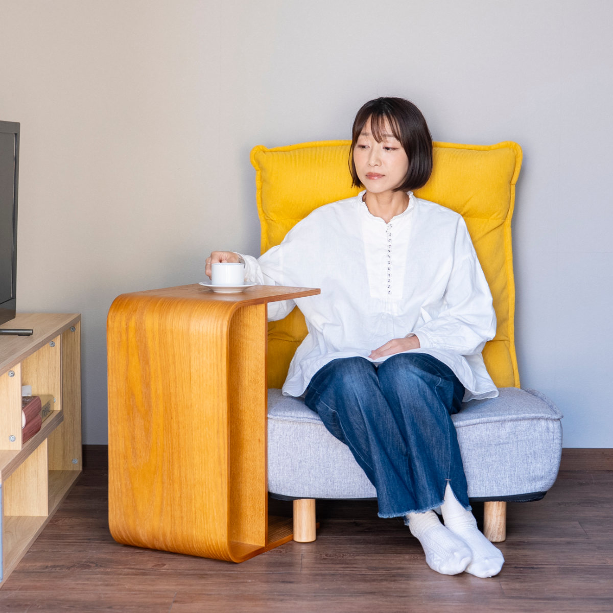 ✨希少✨ レトロ 折り畳み座椅子 3脚 緑黄色 木製 クッション 黄色 楽天市場】【レビュー特典付き】 座椅子 コンパクト 折りたたみ （ 座