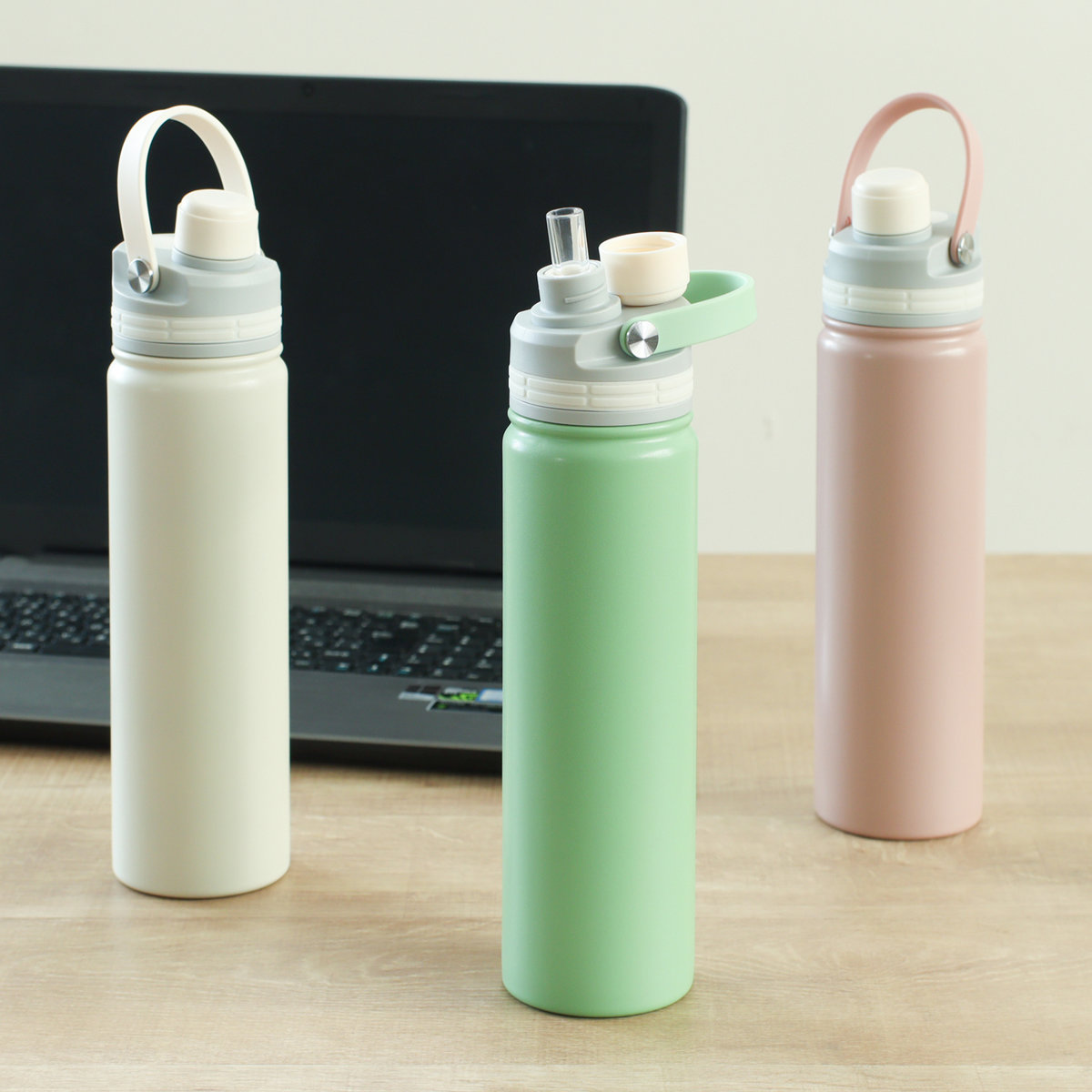 水筒 700ml マグリッドストローボトル （ マグ ストロー 直飲み 2way