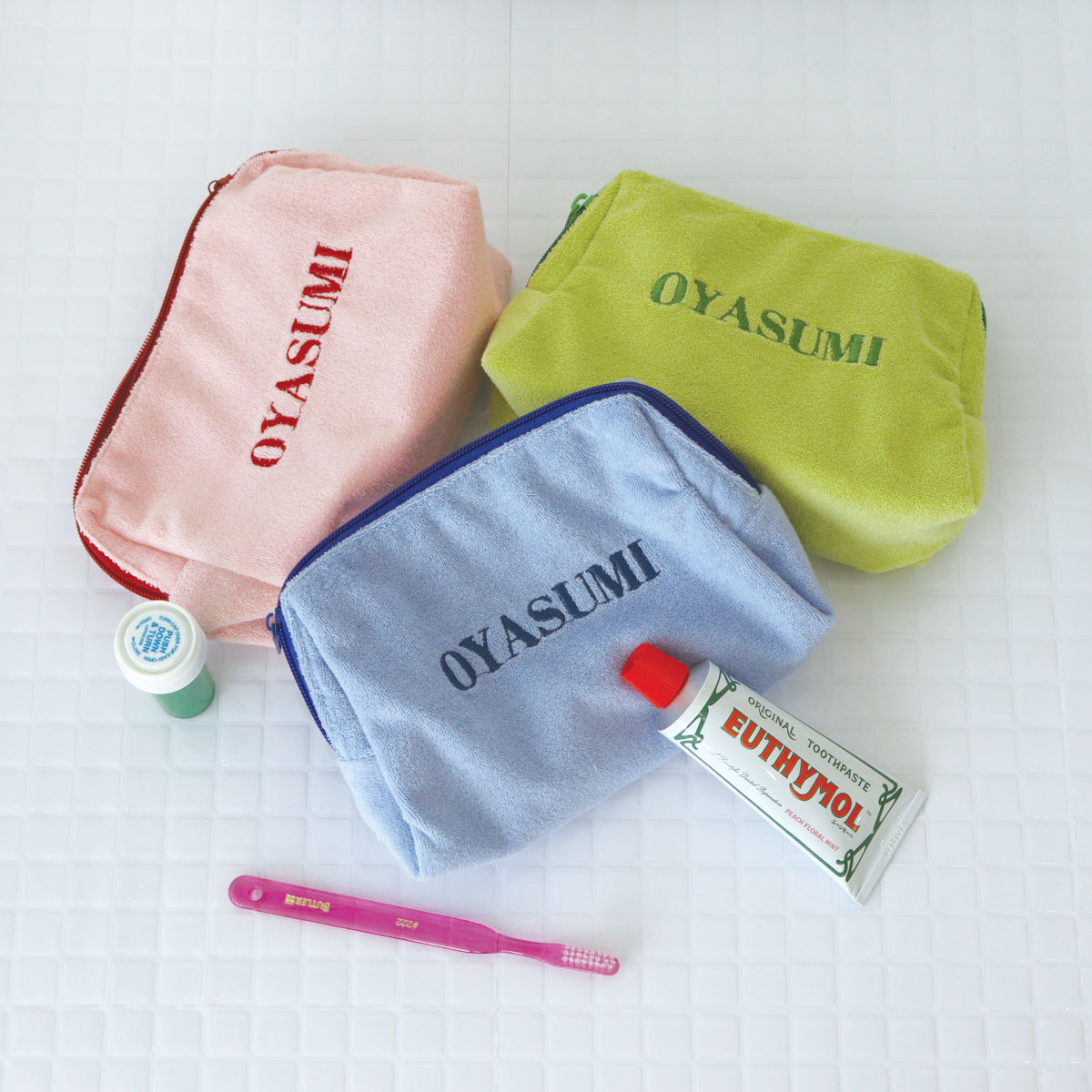 ポーチ 小物入れ 大きめ パイルポーチ OYASUMI （ コスメポーチ 内ポケット付き 洗える ファスナー かわいい 小物収納 ）