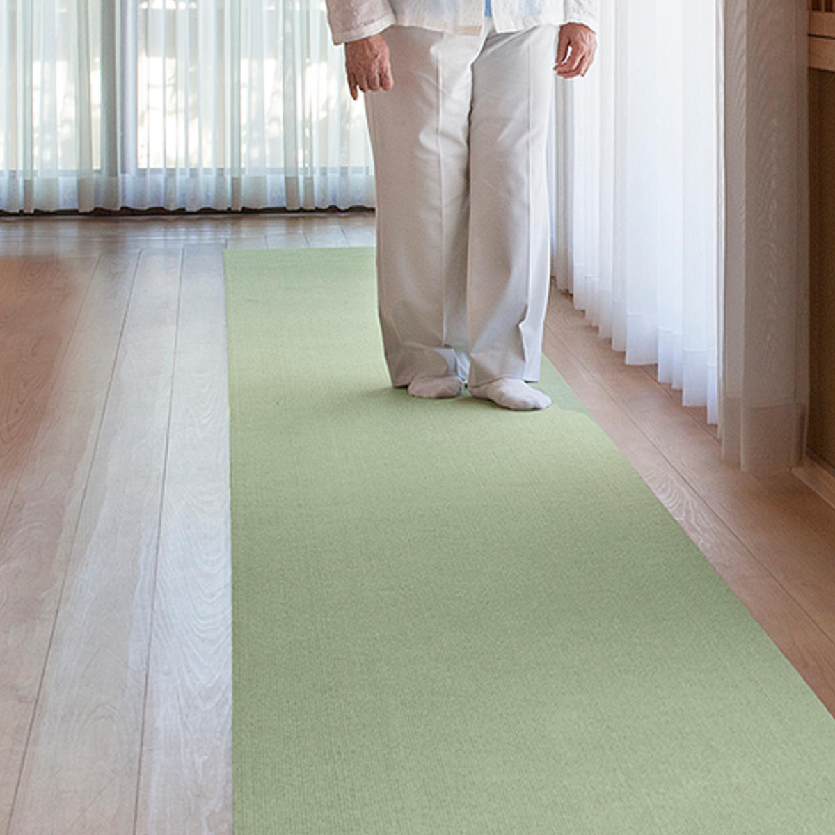 サンコー カーペット 60×800cm ペット対応 撥水 おくだけ吸着 ロング