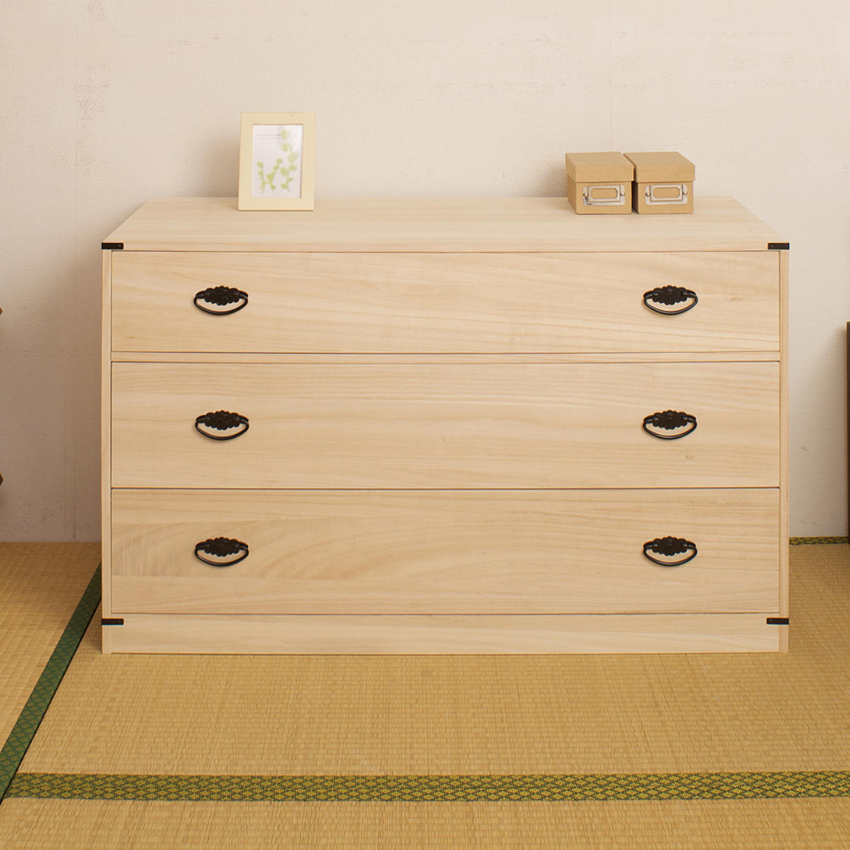 桐箪笥　3段　着物用 桐箪笥 桐ダンス 着物 桐たんす 3段 大川家具 国産 たとう紙 衣装