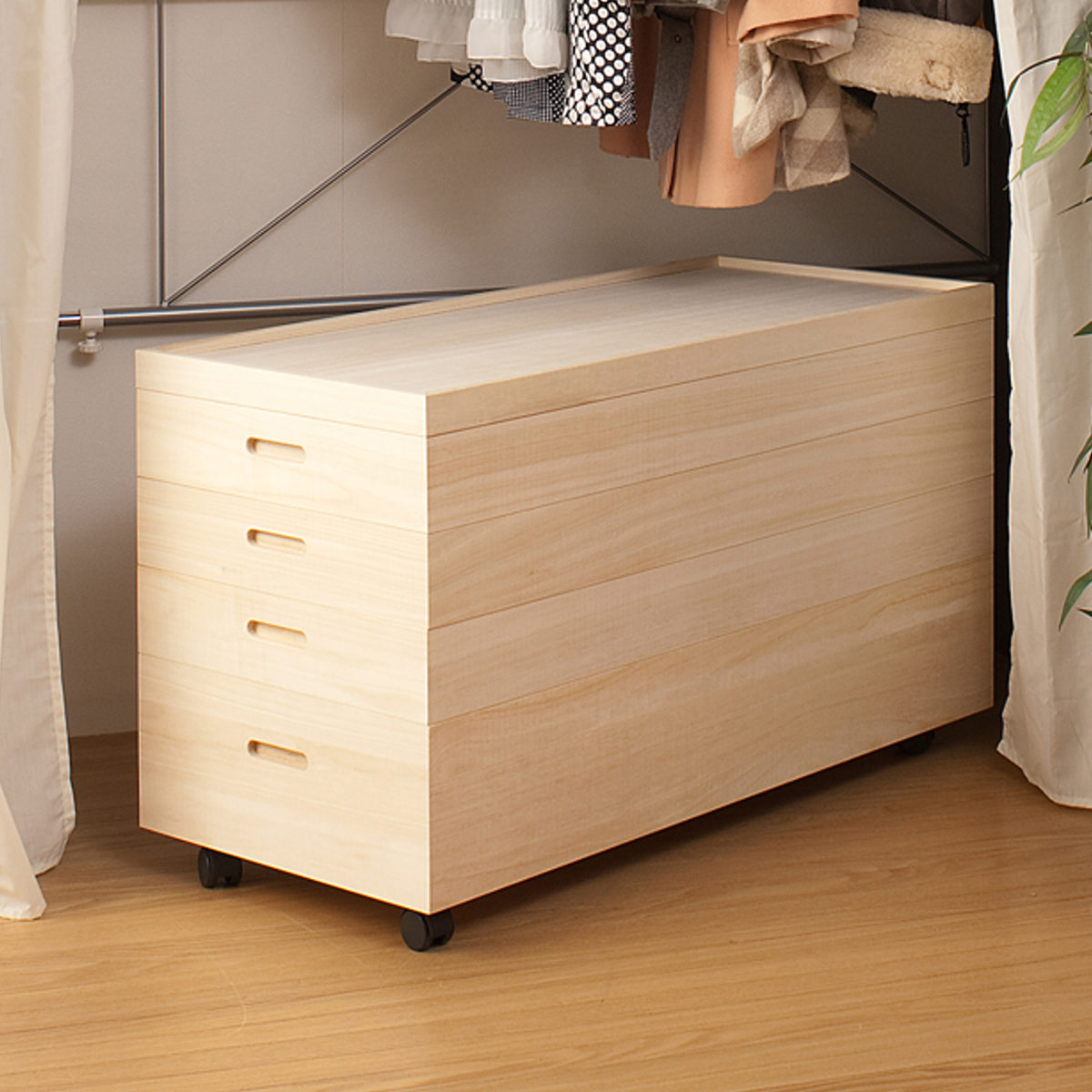 国産　桐 衣装ケース 総桐 4段 桐 衣装ケース 4段 深型1段 日本製 キャスター付 幅95cm （ 桐衣装