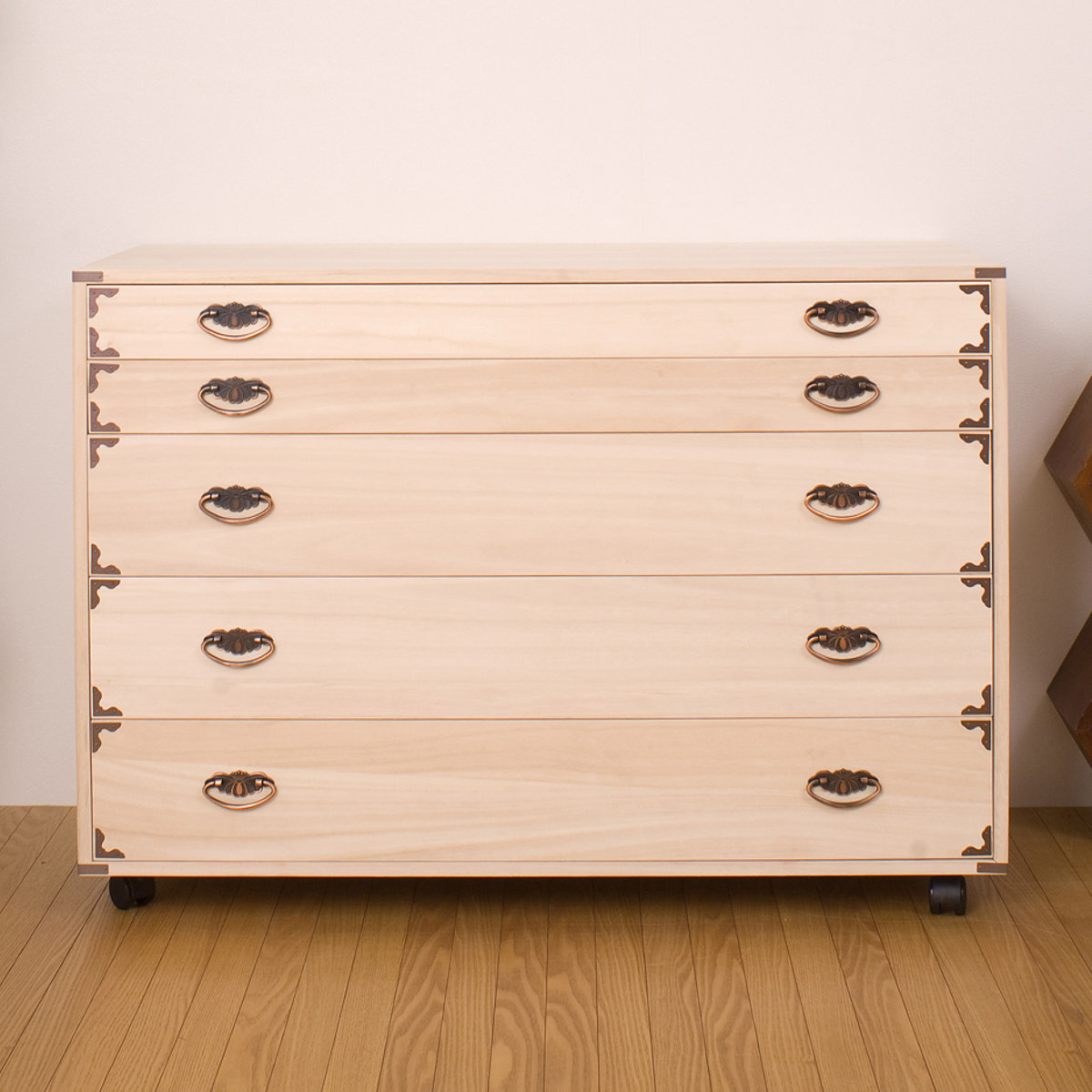 桐チェスト 幅99.5cm 5段 隅金具 キャスター付 （ 桐たんす 桐 タンス