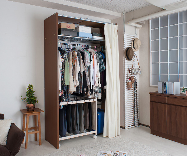 伸縮クローゼット 幅85-125cm ハンガーラック 上棚・カーテン付 日本製