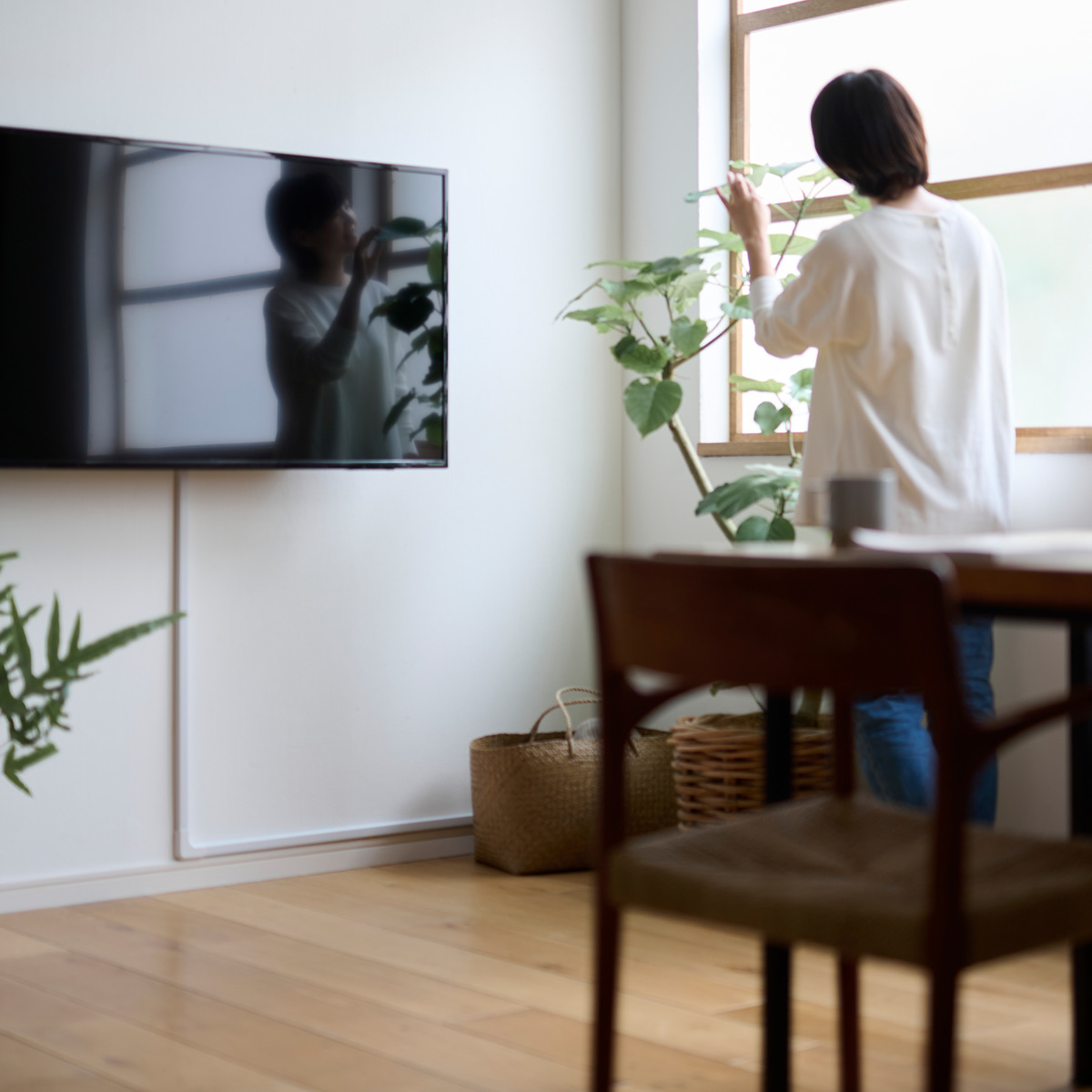 LABRICO テレビスタンド テレビハンガー 浮かせるブラケット2本用