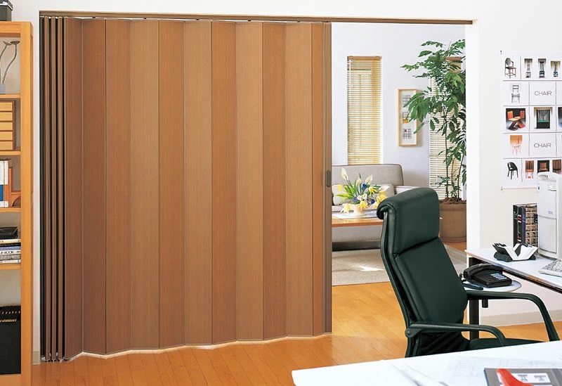 タチカワ間仕切り