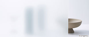 ���쥢�� ���饹�ե����