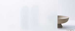 ���쥢�� ���饹�ե����