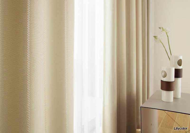 コントラクトカーテン